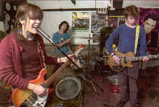 Jan bassist Johnny O'Halloran